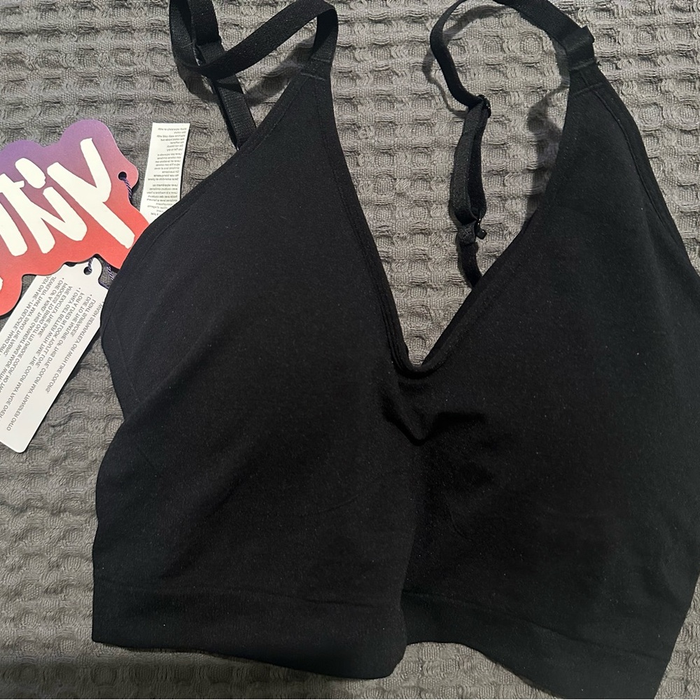 FABLETICS Black Women's Sports Bra